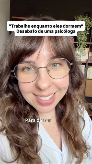 Trabalhe enquanto eles dormem e terás um burnout 😅
O sono e o descanso é fundamental pra nossa saúde mental, por isso entender e respeitar nossos limites é tão importante!
Descanse sem culpa 😉🙏🏻
