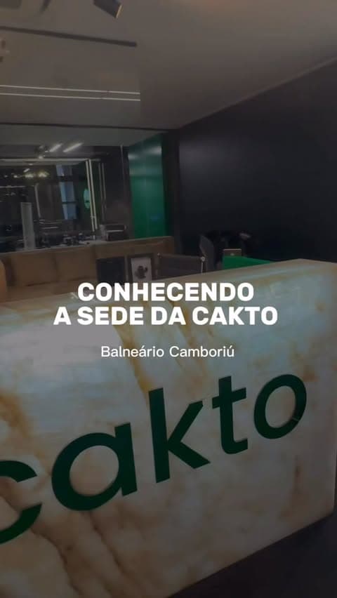 Hoje foi dia de conhecer de perto a sede da Cakto em Balneário Camboriú! 🚀✨
Mais do que conhecer um espaço, foi uma oportunidade de enxergar de perto a estrutura, a tecnologia e a visão por trás de uma empresa que vem se destacando no universo digital.
Estar em ambientes que estimulam o conhecimento, a inovação e o crescimento faz toda a diferença para quem decidiu construir algo grande. 💡📈
Cada experiência traz novos aprendizados, novas conexões e, principalmente, novas possibilidades.
Que venham os próximos passos! 🚀